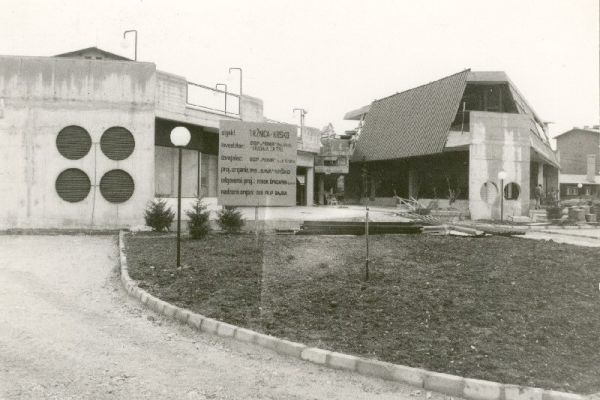 trznica_krsko_1985ED9D65C6-1900-111D-515A-AF480536772A.jpg